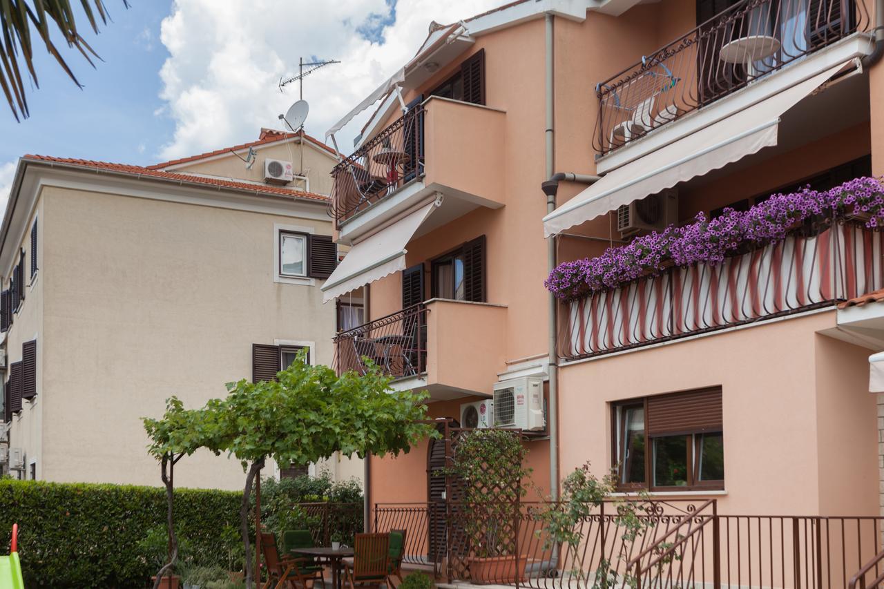 Apartments Alice Rovinj Bagian luar foto