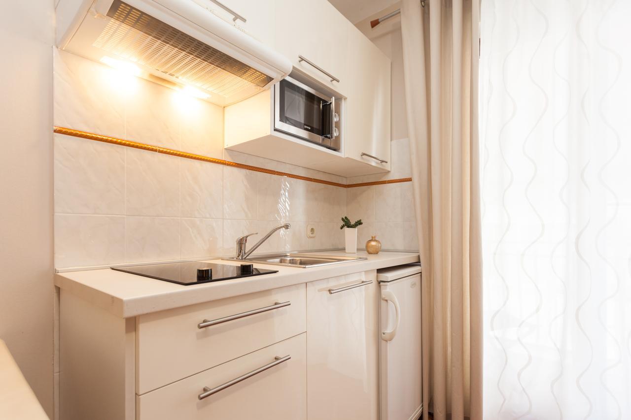 Apartments Alice Rovinj Bagian luar foto