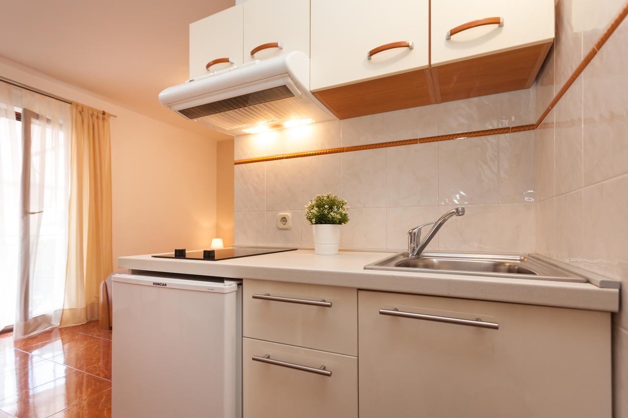 Apartments Alice Rovinj Bagian luar foto
