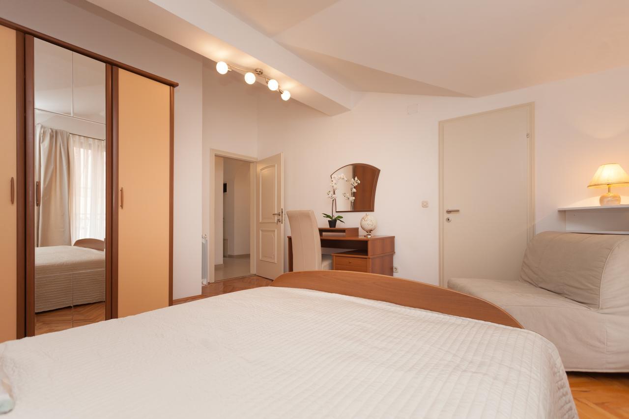 Apartments Alice Rovinj Bagian luar foto