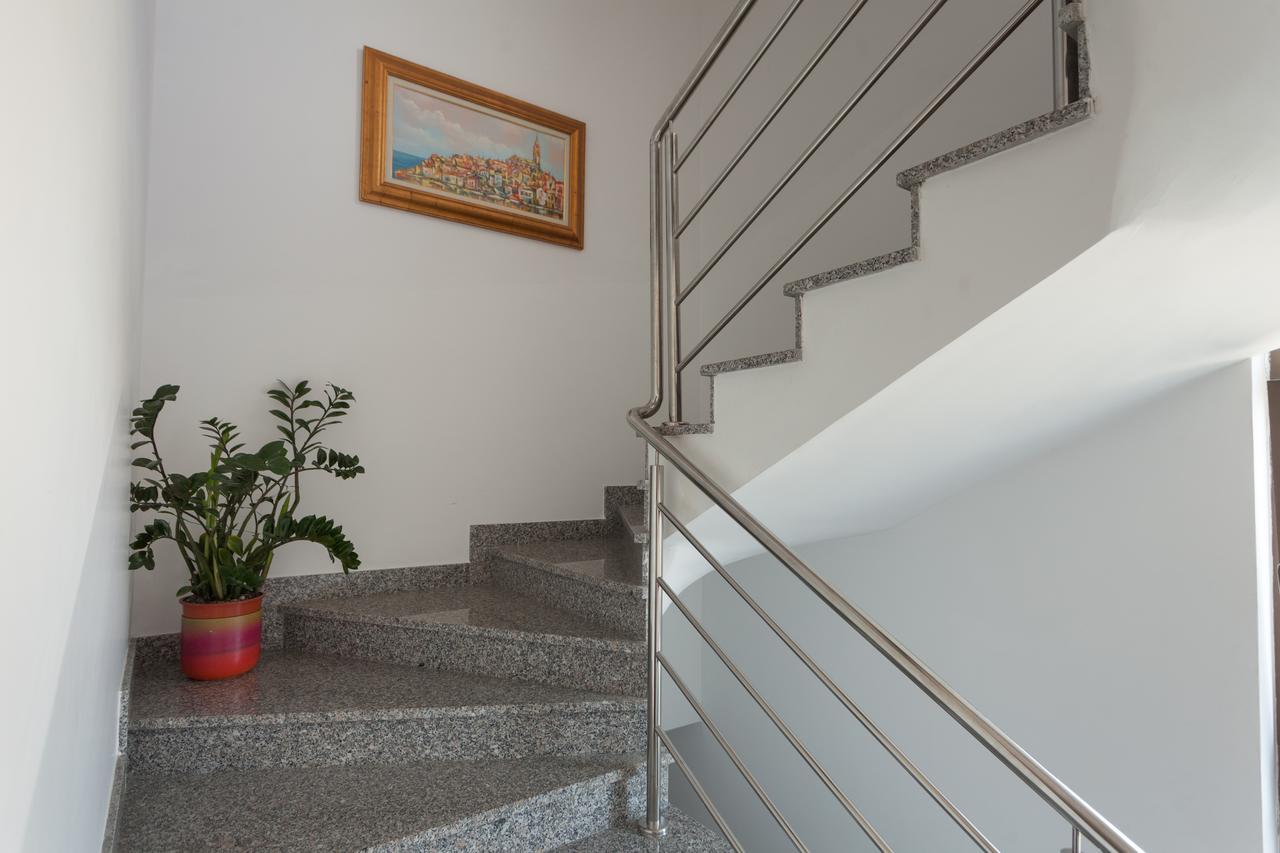 Apartments Alice Rovinj Bagian luar foto